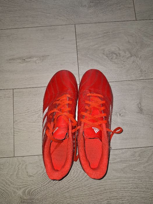 Ghete fotbal sintetic marca adidas