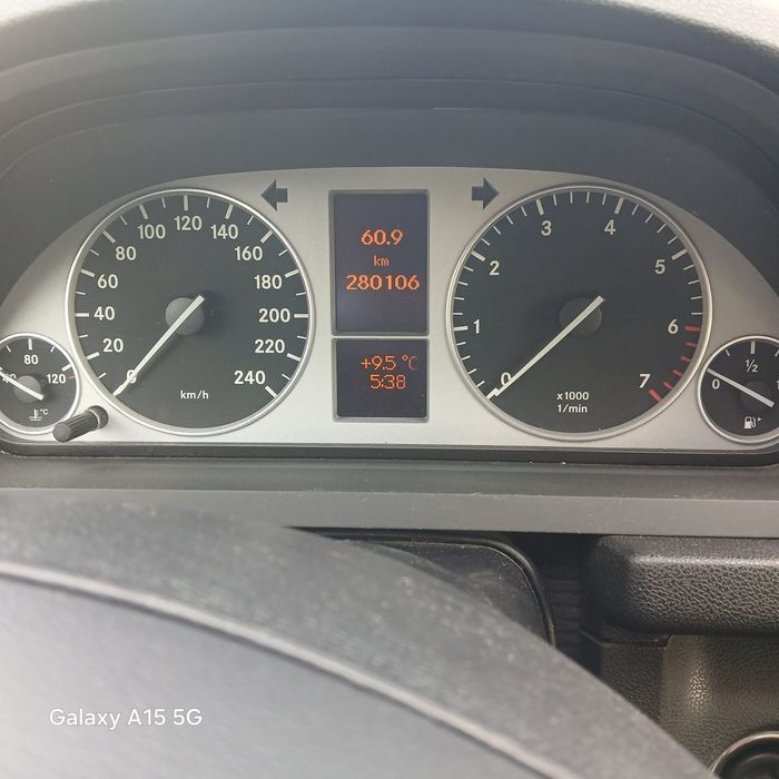 Mercedes b class