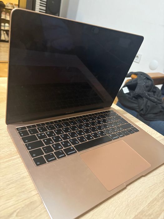 MacBook Air  retina 13 rose gold