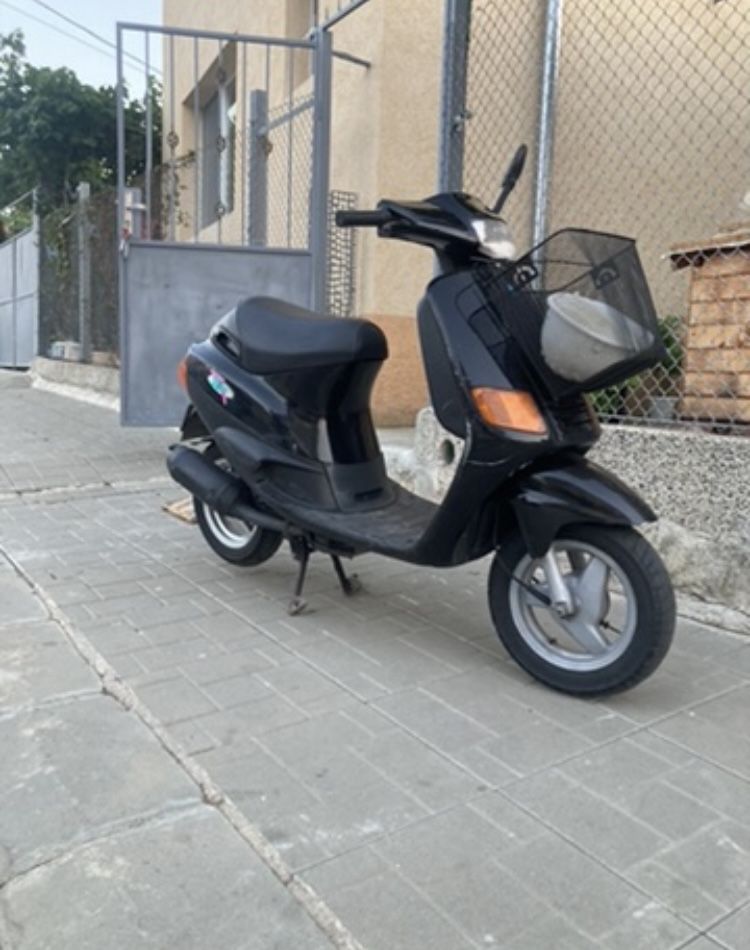 ДВА скутера piaggio zip С ДОКУМЕНТИ