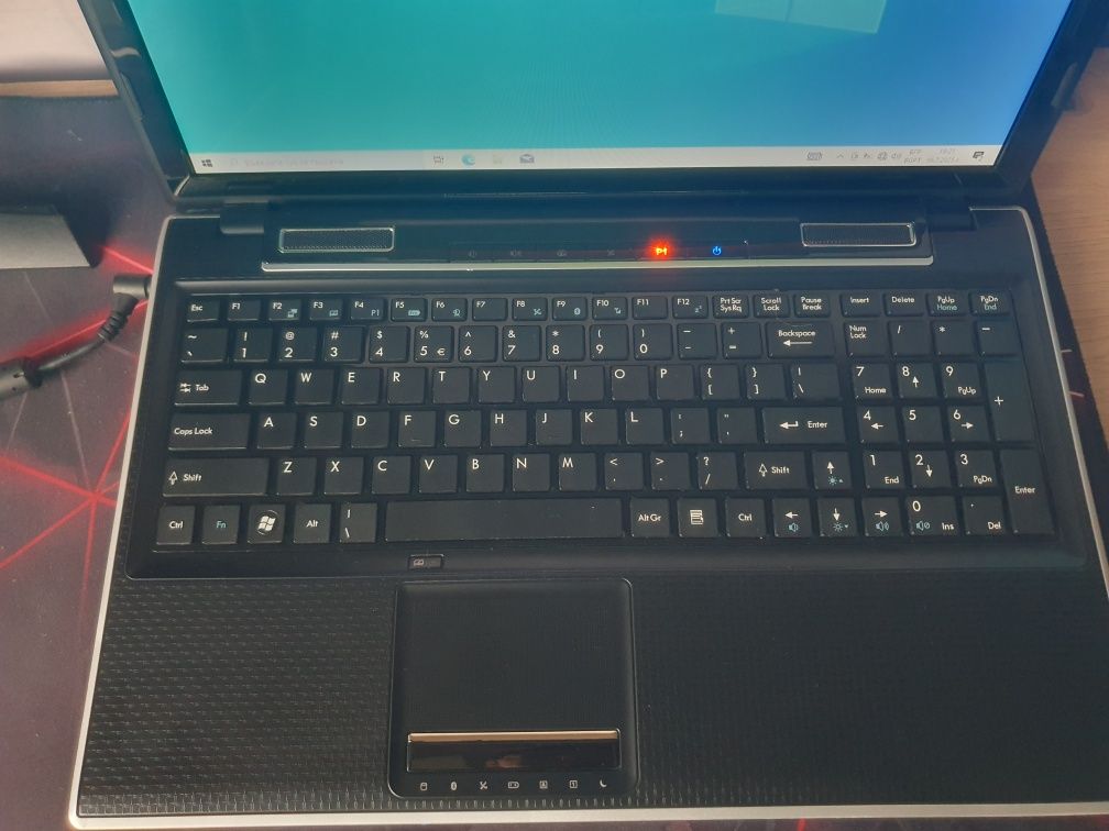 Лаптоп MSI FX600 | Intel i5 | NVIDIA | 500GB HDD | Turbo Boost