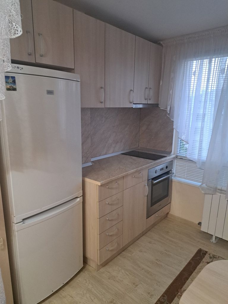 Дава се под наем Едностаен апартамент в Ямбол, Възраждане - 35 кв.м за 173.4 € - Снимка #6