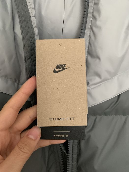Nike- оригинално мъжко яко