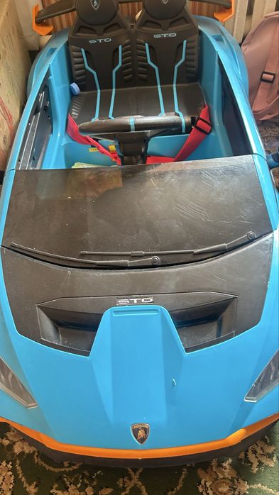 Срочна продается машина ломбарджини