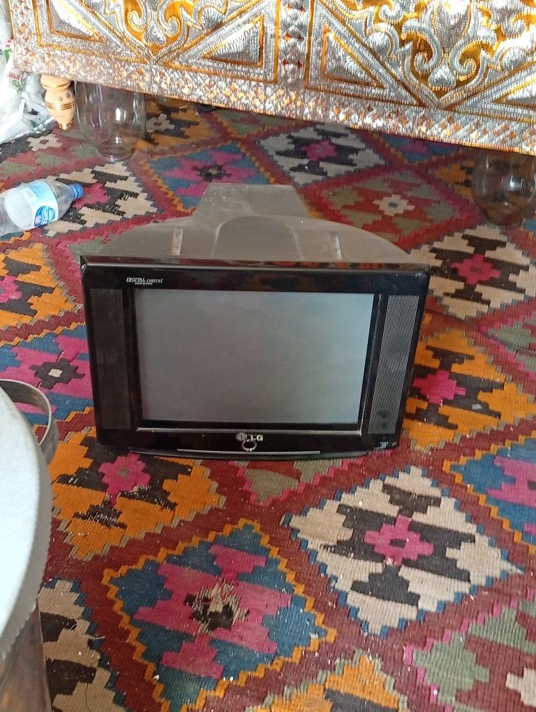 Televizorcha sotiladi holati yaxshi