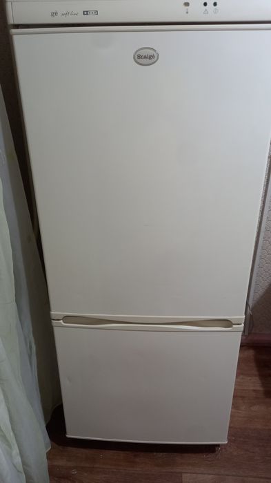 Холодильник Snaige б/у