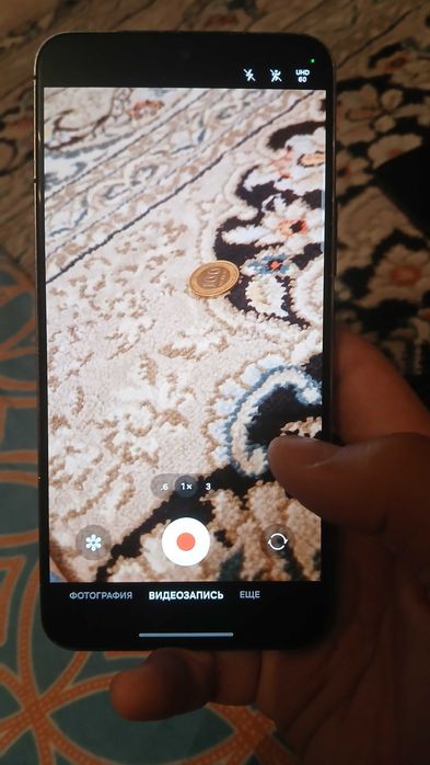 Samsung s22 128 gb заряд держит норм