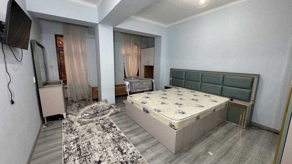 Фрунзиски Саёхат магазини 4 қаватда 2 хонали квартира сотилади.ID:1465