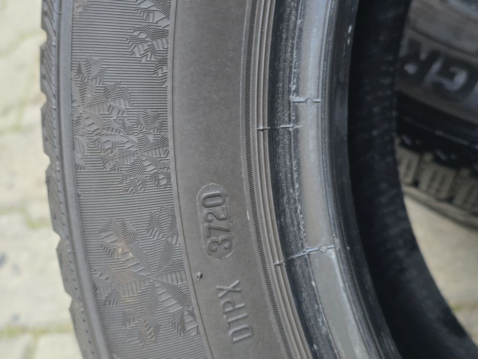 215 55 16 simperit 4бр.