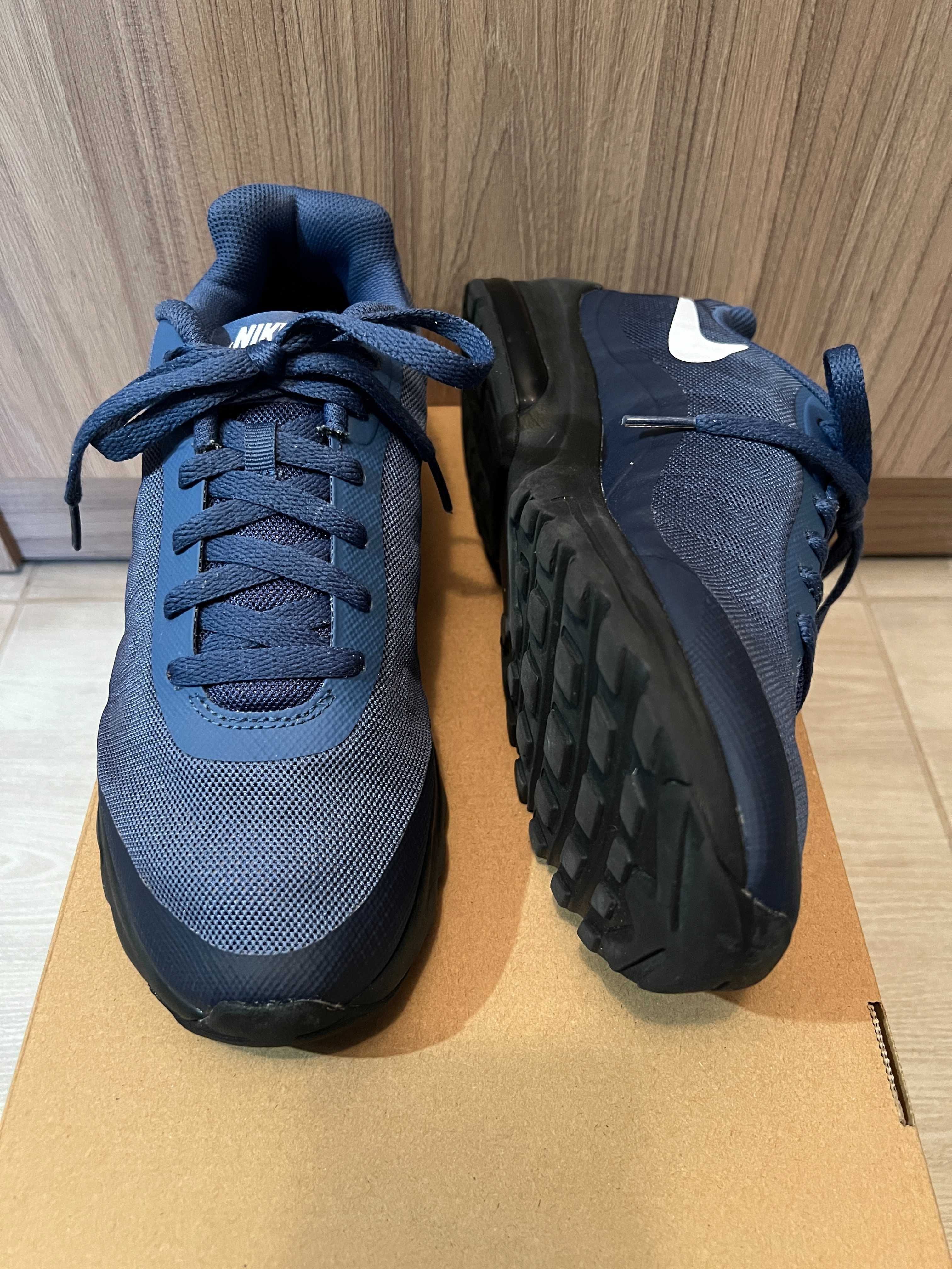 nike AIR MAX INVIGOR мъжки маратонки номер 41