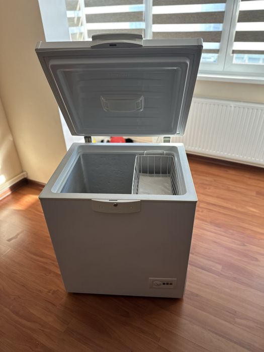 Lada frigorifica Beko 200l