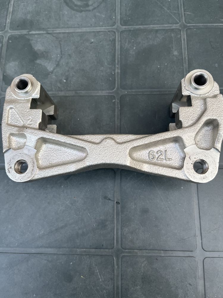Държачи за спирачни апарати Subaru Forester SG