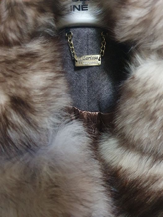 Palto mo'ynali sotiladi