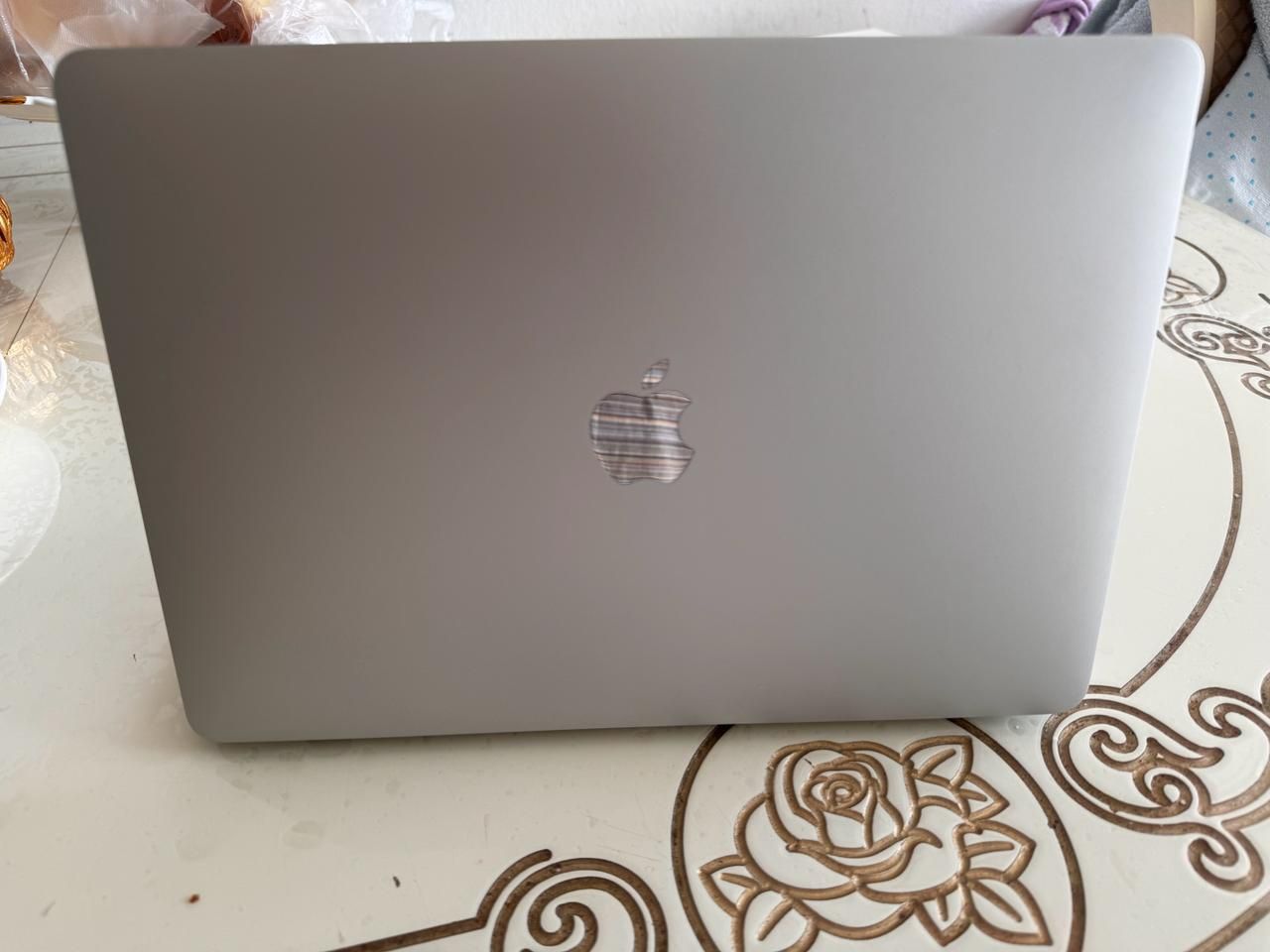 Продам срочно macbook pro 13 можно через Ред, можно раскрочка,