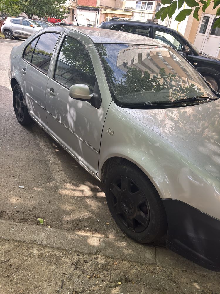 VW Bora 1.9 TDI – Mașină Bună, Preț Mic