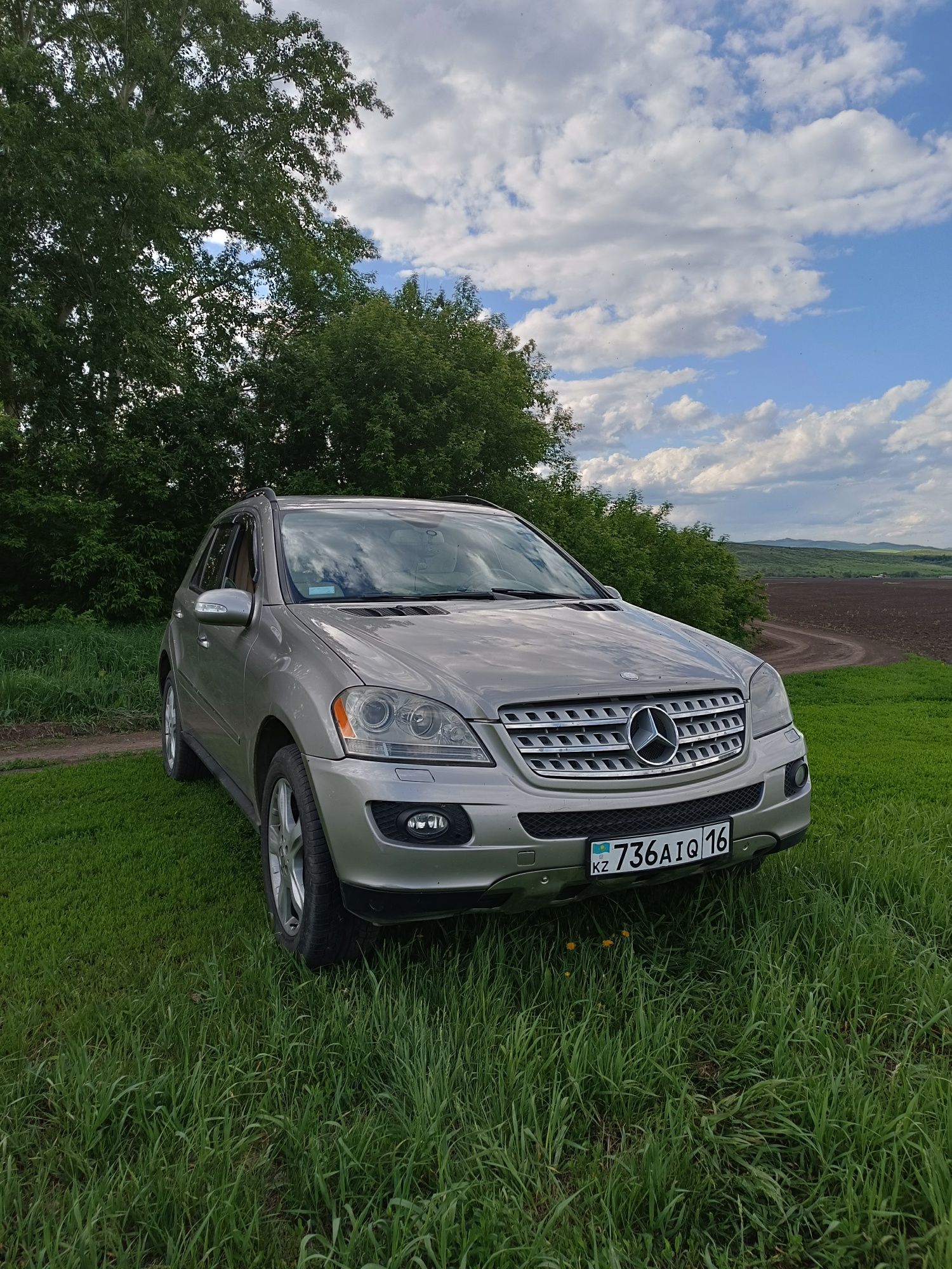 Продам Mercedes Benz ML350