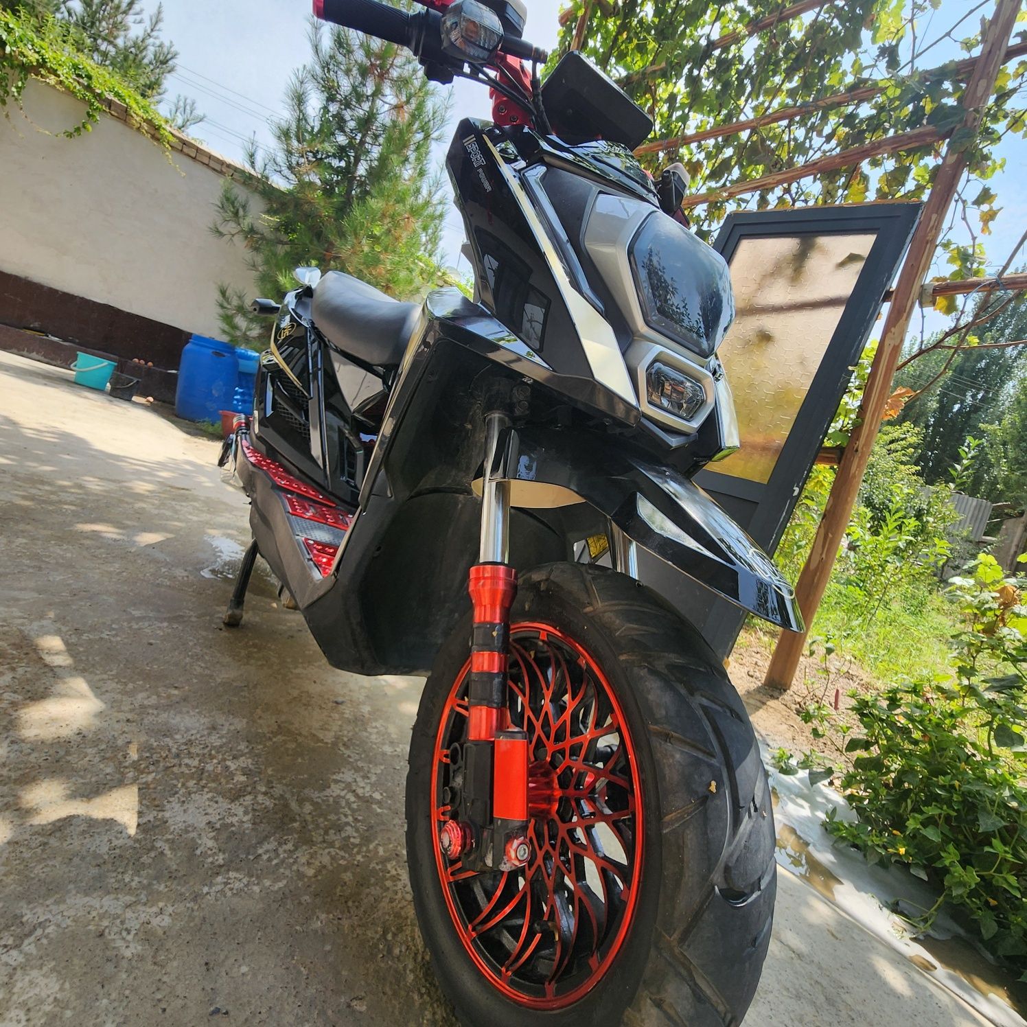Skuter redlineee