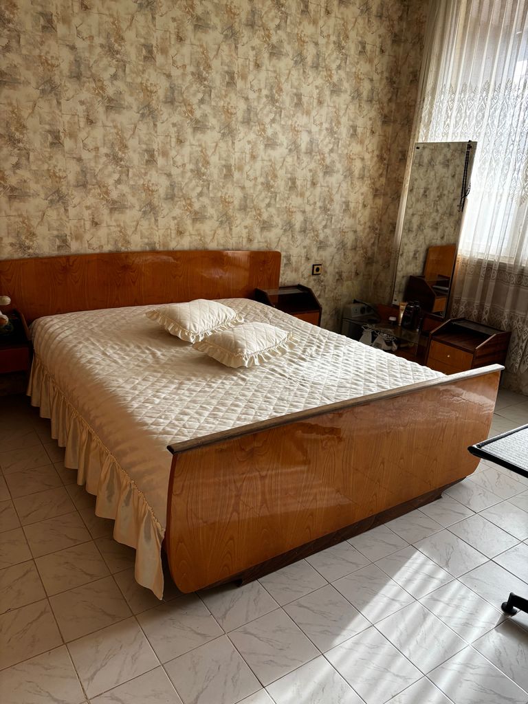 Продава се Двустаен апартамент в Червен бряг - 70 кв.м за 656 €/кв.м - Снимка #2