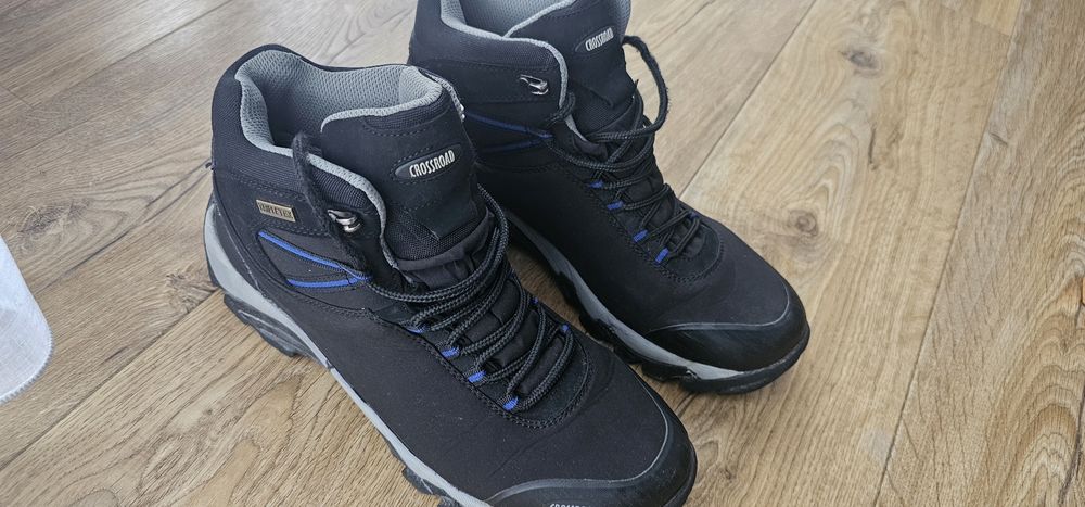 Ghete barbati Crossroad