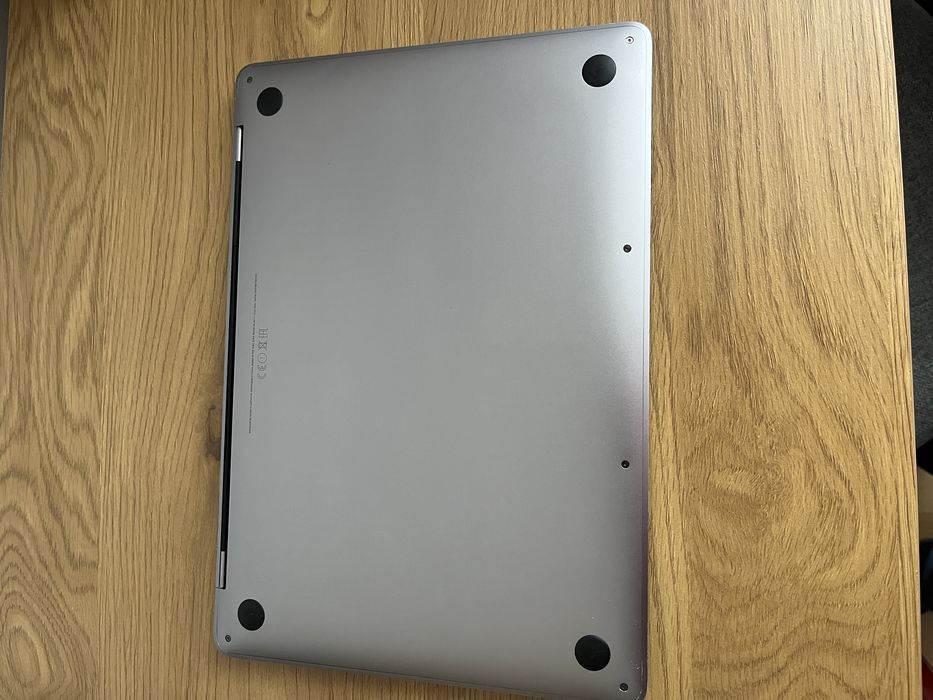 Laptop Macbook A1708 256 ssd,