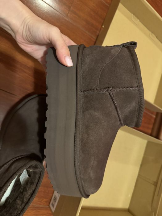 UGG Noi marimea 38