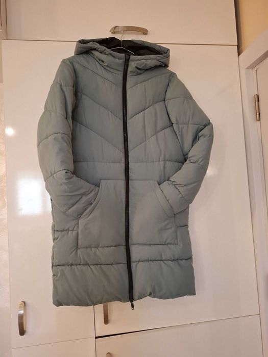 Дамско зимно яке