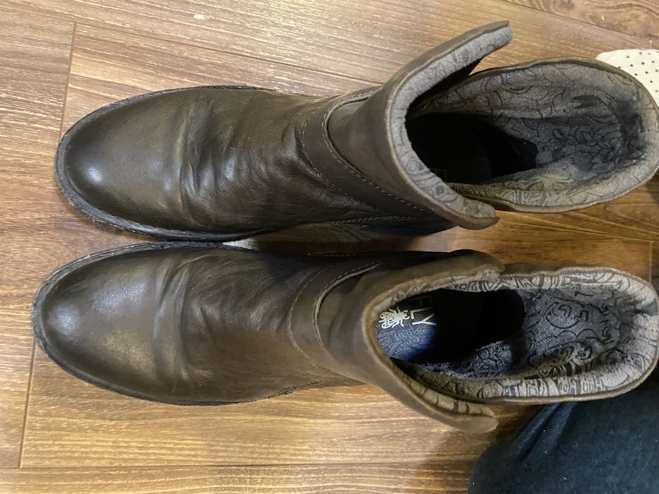 Cizme și ghete din piele naturală