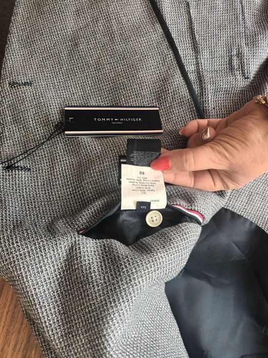Сако Tommy Hilfiger L 50 Ново