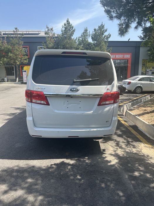 Аренда авто  с водителем