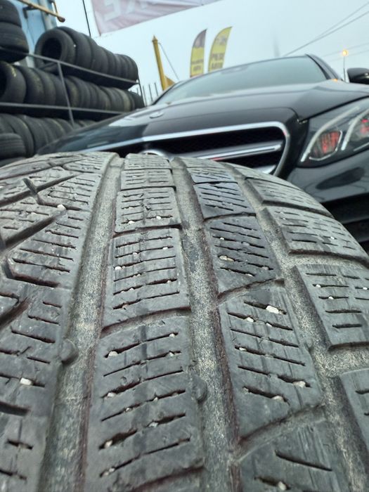 Pirelli iarne 245/40/19 run flat