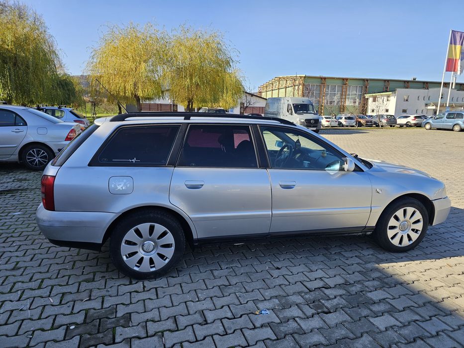 Vând Audi A4 B5 .