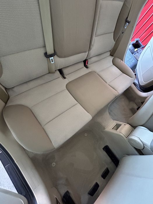 Curatare canapele la domiciliu