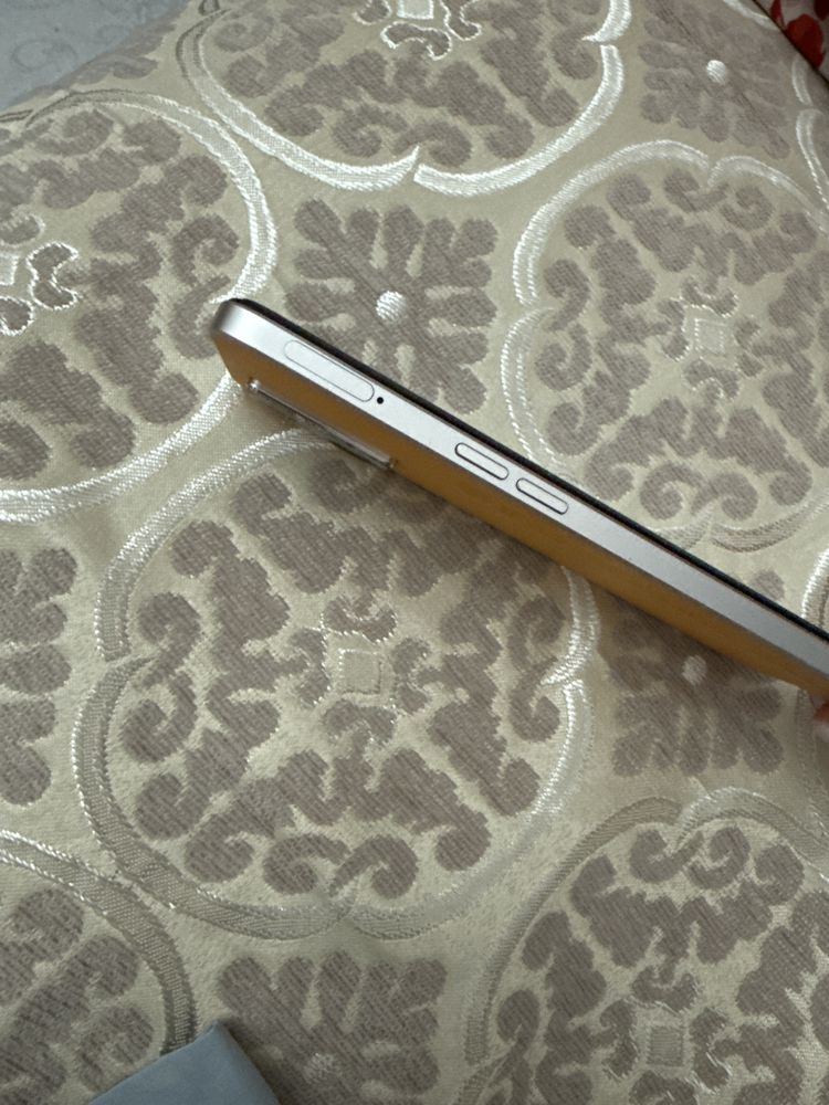 Oppo reno 7 8/128