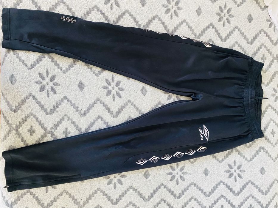 Мъжки спортни долнища Adidas, Umbro