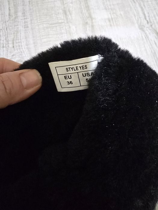 Cisme piele întoarsă ASH cu blanita mărimea 36 36 gen ugg