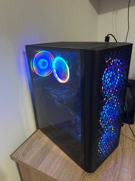 Inaza Desktop PC + Monitor Noc