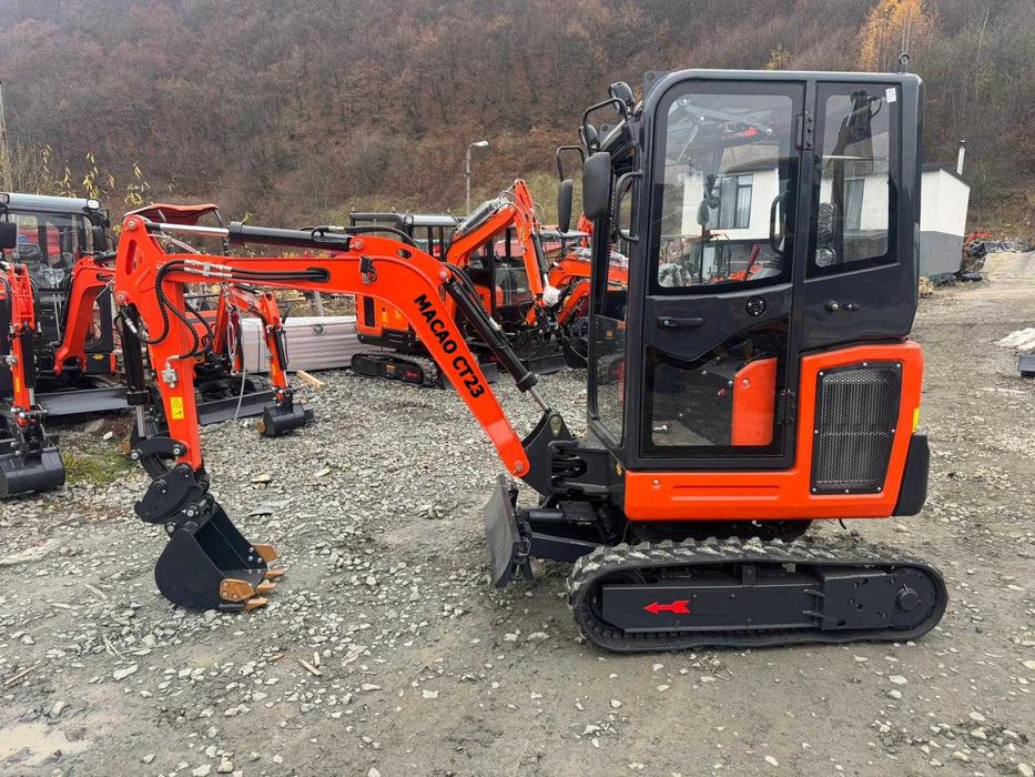 Miniexcavator Macao CT23