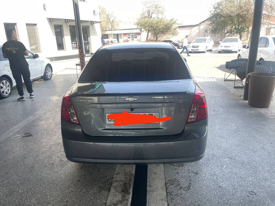 Lasetti avtamat 2013 1.6 moshina nahadu haydash kere boldi
