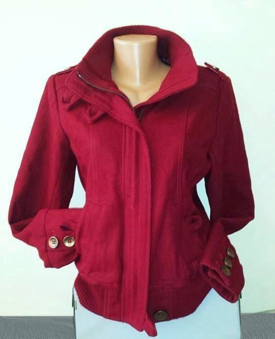 Комплект- Страхотно червено палтенце CHICOREE, блузи, пуловери и др