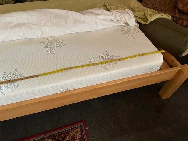 Saltea superortopedica absolut noua, nu s-a dormit pe ea.