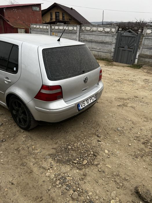 De vanzare golf 4