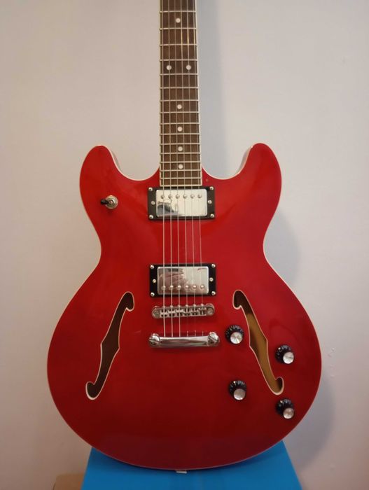 Китара Harley Benton HB 35