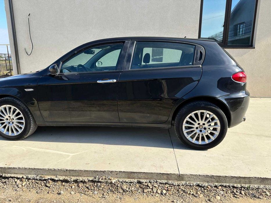ALFA Romeo 147 2007 1.9jTDM 120 CP E4 AC/clima, recent adusa Germania