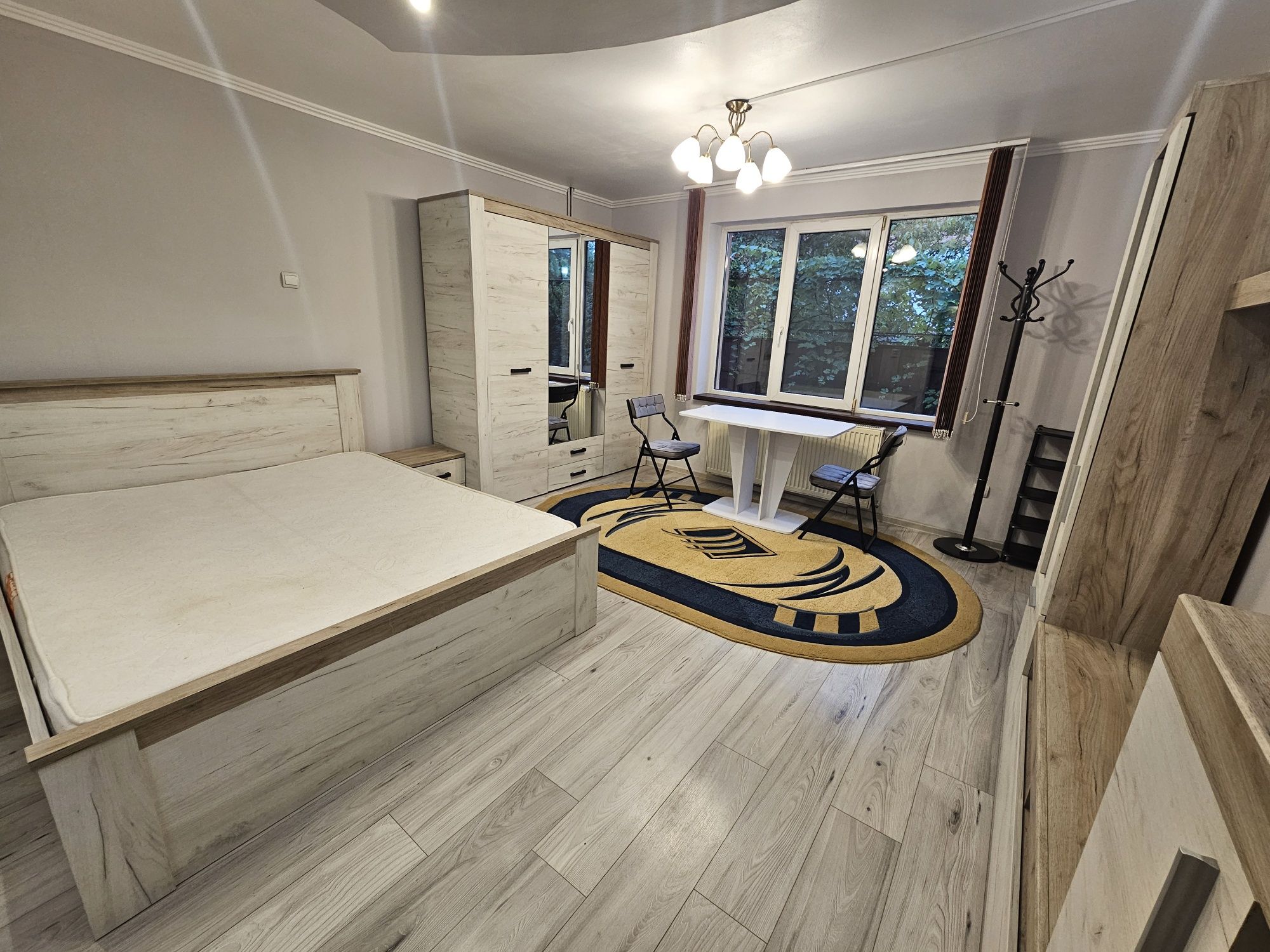 Inchiriez apartament cu o camera zona Marasti