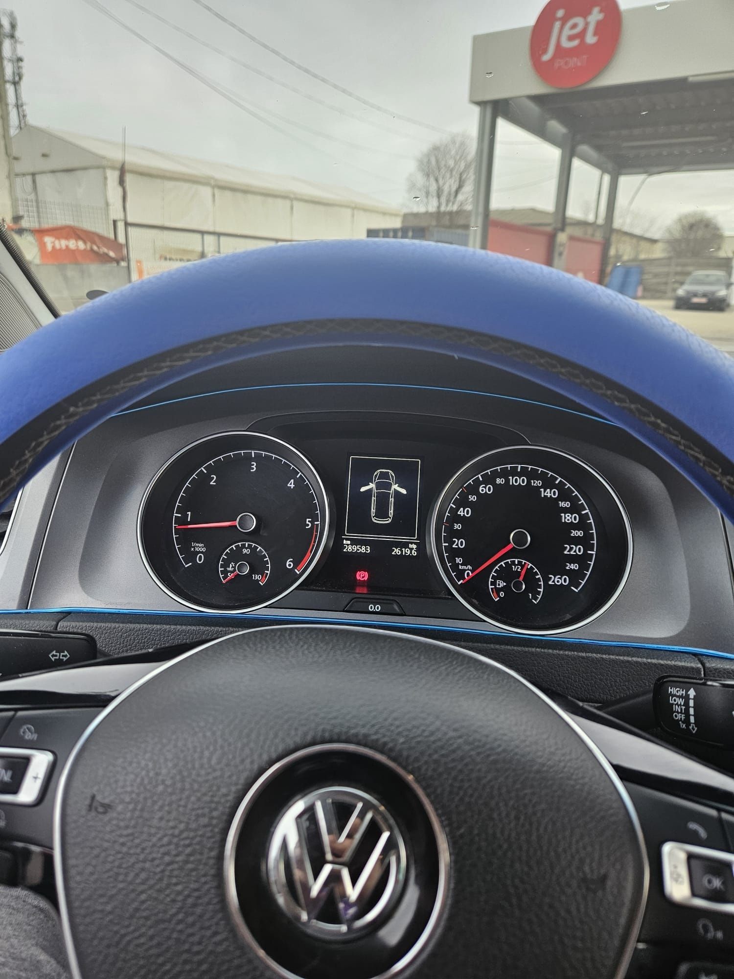 Volkswagen Golf 7 Break LOUNGE Edition