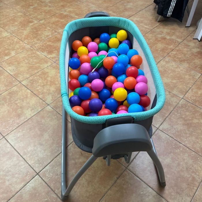 Продам Детский Манеж с шарами