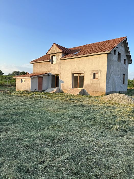 Vând/schimb casă nouă alipită Satu -Mare