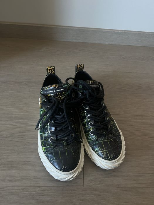 Сникърси Giuseppe Zanotti