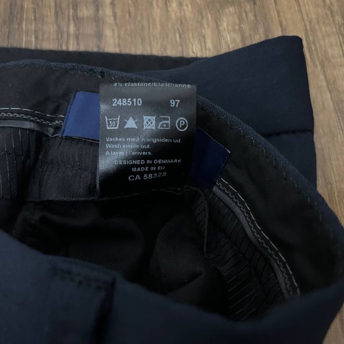 Классические бруки и кастум из Дании.34-36 размер