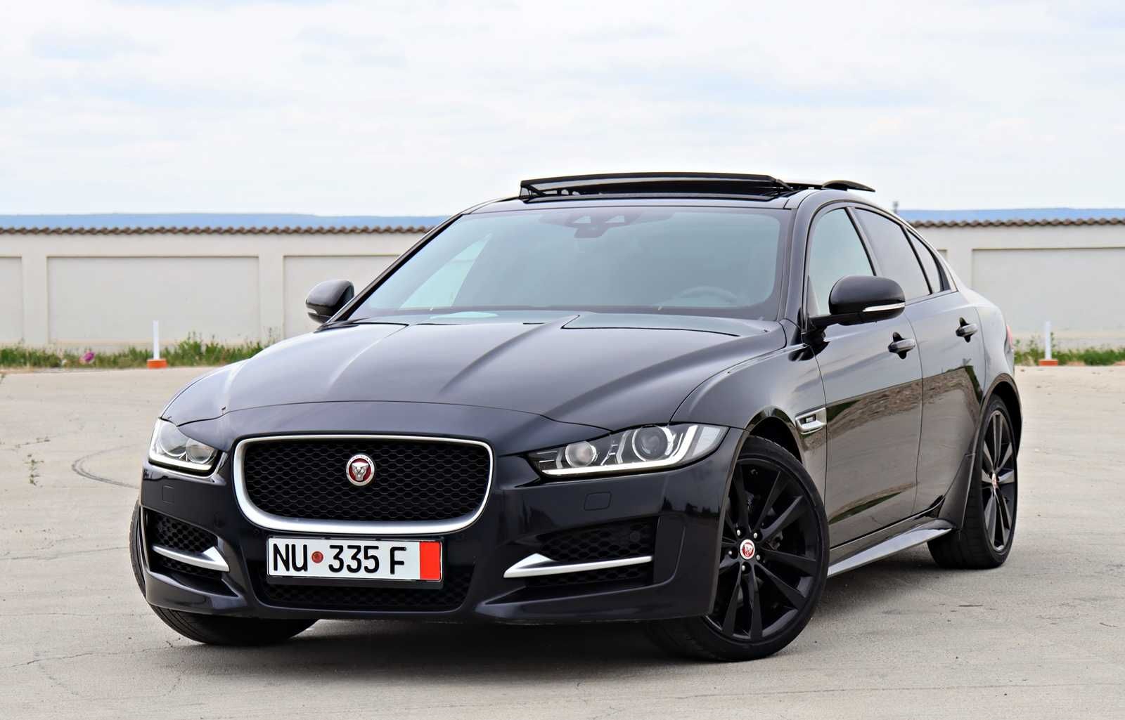 Jaguar XE / 2016 / R Sport/Panoramic/Lane/BiXenon/Piele/Incalzire